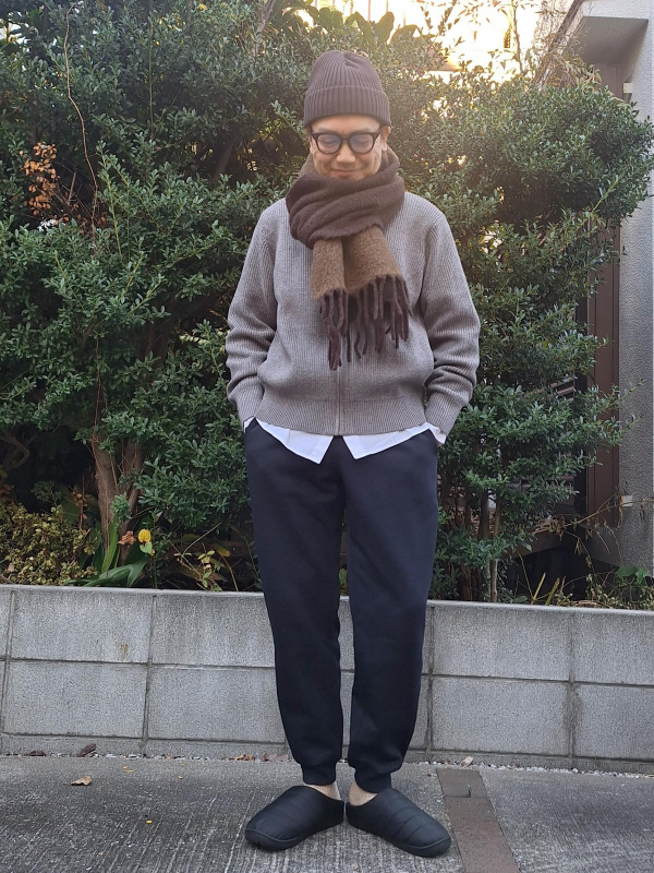 クルーネックフルジップカーディガンのコーディネート・着用イメージ