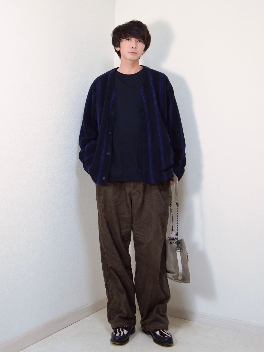 スウェットシャツ、ジップアップブルゾン/デニム」の着用