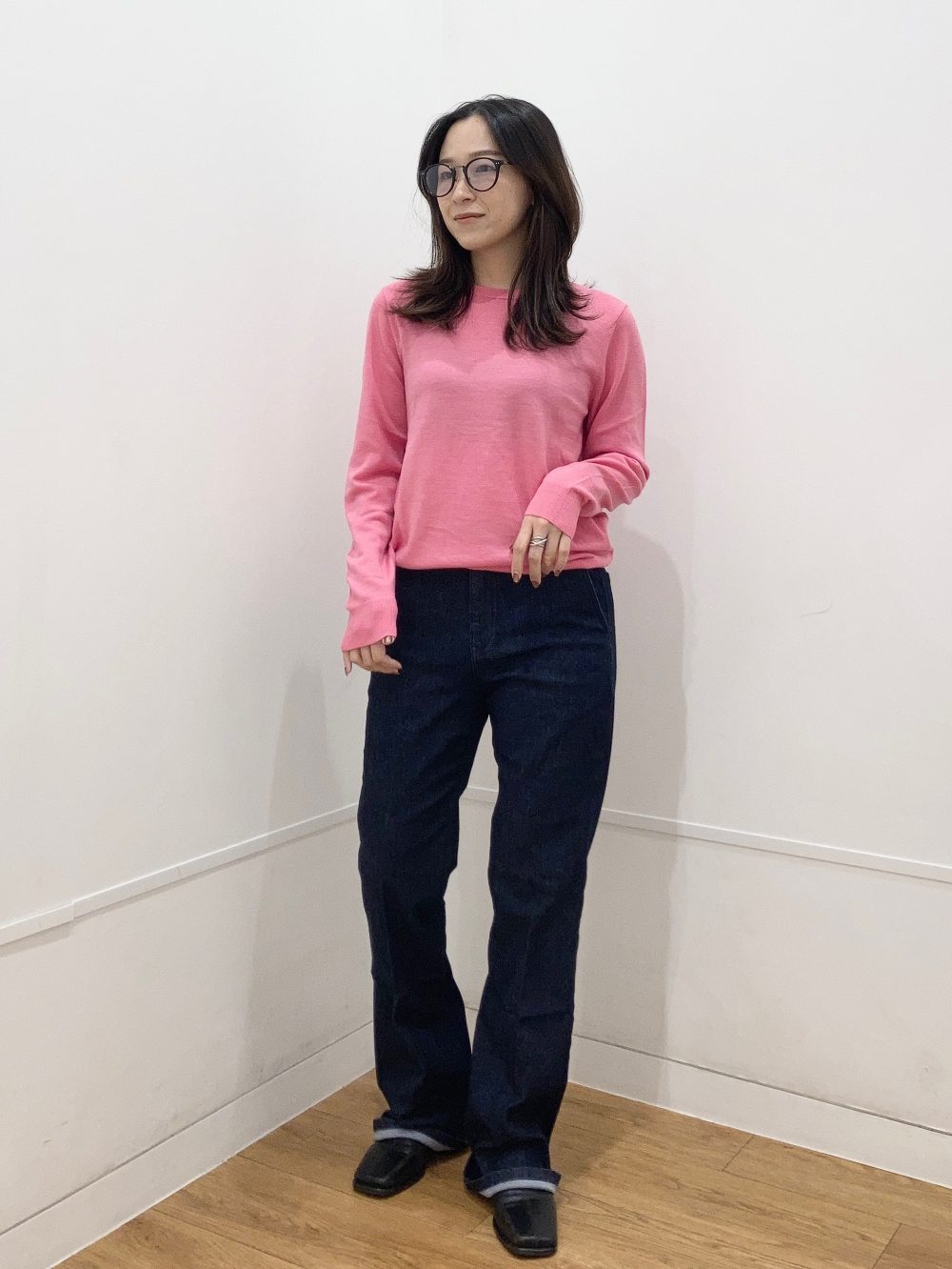 スリムフレアトラウザージーンズ」の着用コーディネート| ユニクロ公式