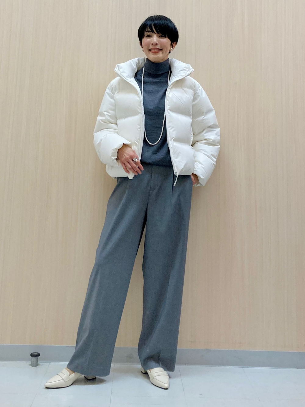 米津玄師UT STRAY SHEEP / リラックスフィット、タックワイドパンツ