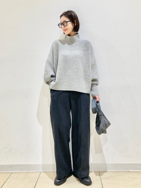 ラムハイネックセーター」のレディースのコーディネート一覧