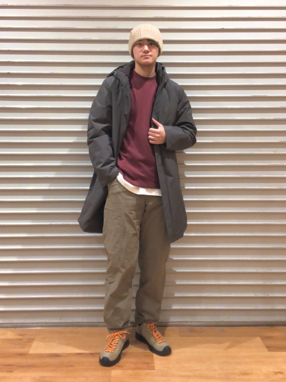 ソフトニットフリースクルーネックT、フリースジャケット」の着用