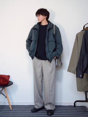 ユニクロ公式 | ハイブリッドダウンオーバーサイズパーカ