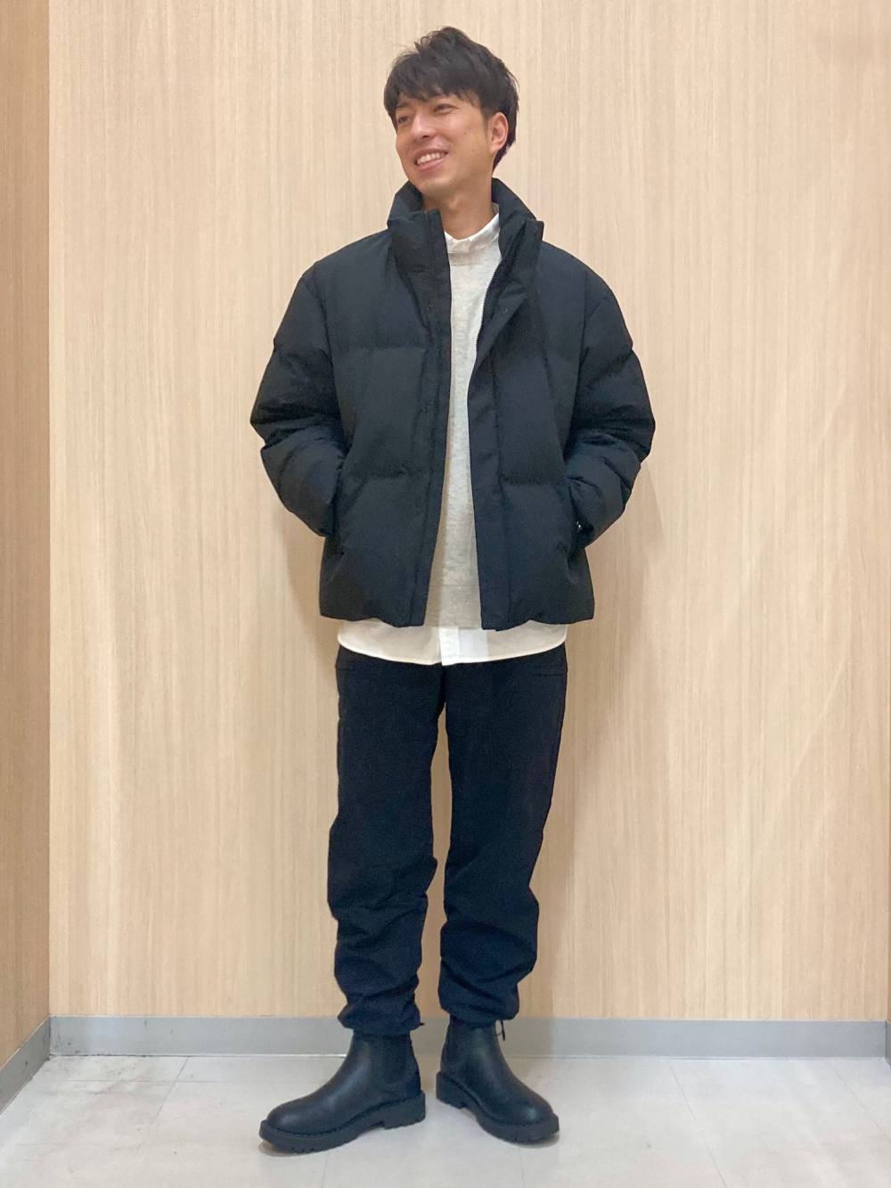 ウィンドプルーフ2WAYコート、オックスフォードシャツ」の着用