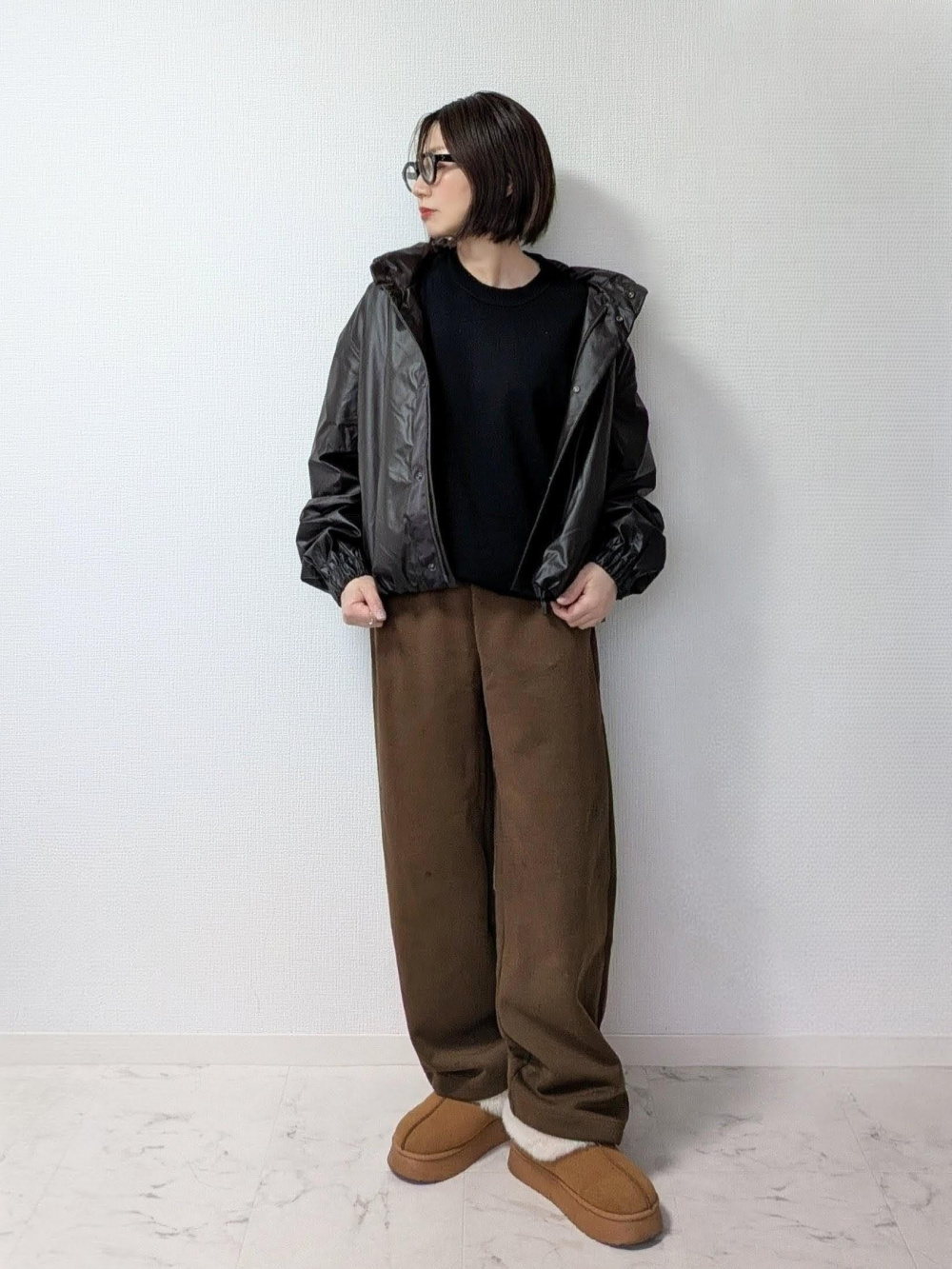 コーティングショートブルゾン」の着用コーディネート| ユニクロ公式