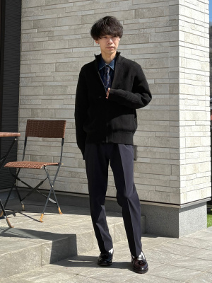 ユニクロ公式 | ミドルゲージフルジップセーター