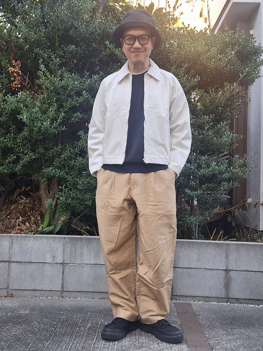 オーバーサイズカラーデニムジャケット、ワイドフィットカラージーンズ