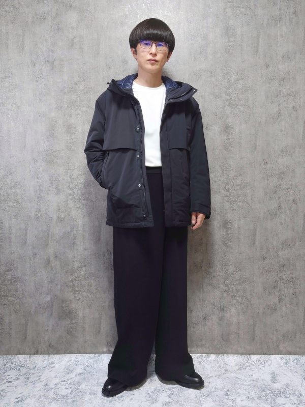 ハイブリッドダウンオーバーサイズパーカ（メンズ）の着用