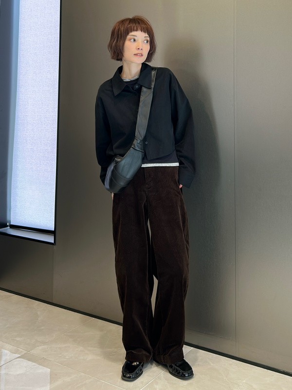 コーデュロイカーブパンツ/丈短め（レディース）の着用コーディネート