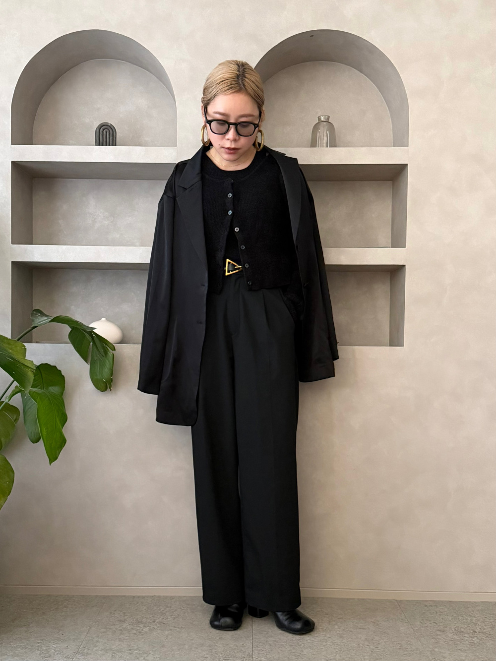ユニクロ カシミヤクルーネックショートカーディガン　黒ブラック カシミヤクルーネックショートカーディガン、カシミヤクルーネック