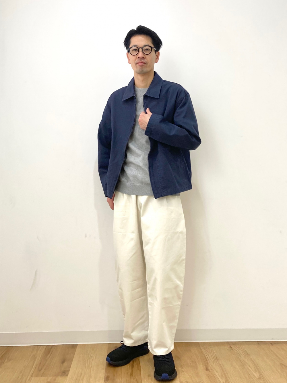ジップアップブルゾン、バレルパンツ」の着用コーディネート| ユニクロ公式