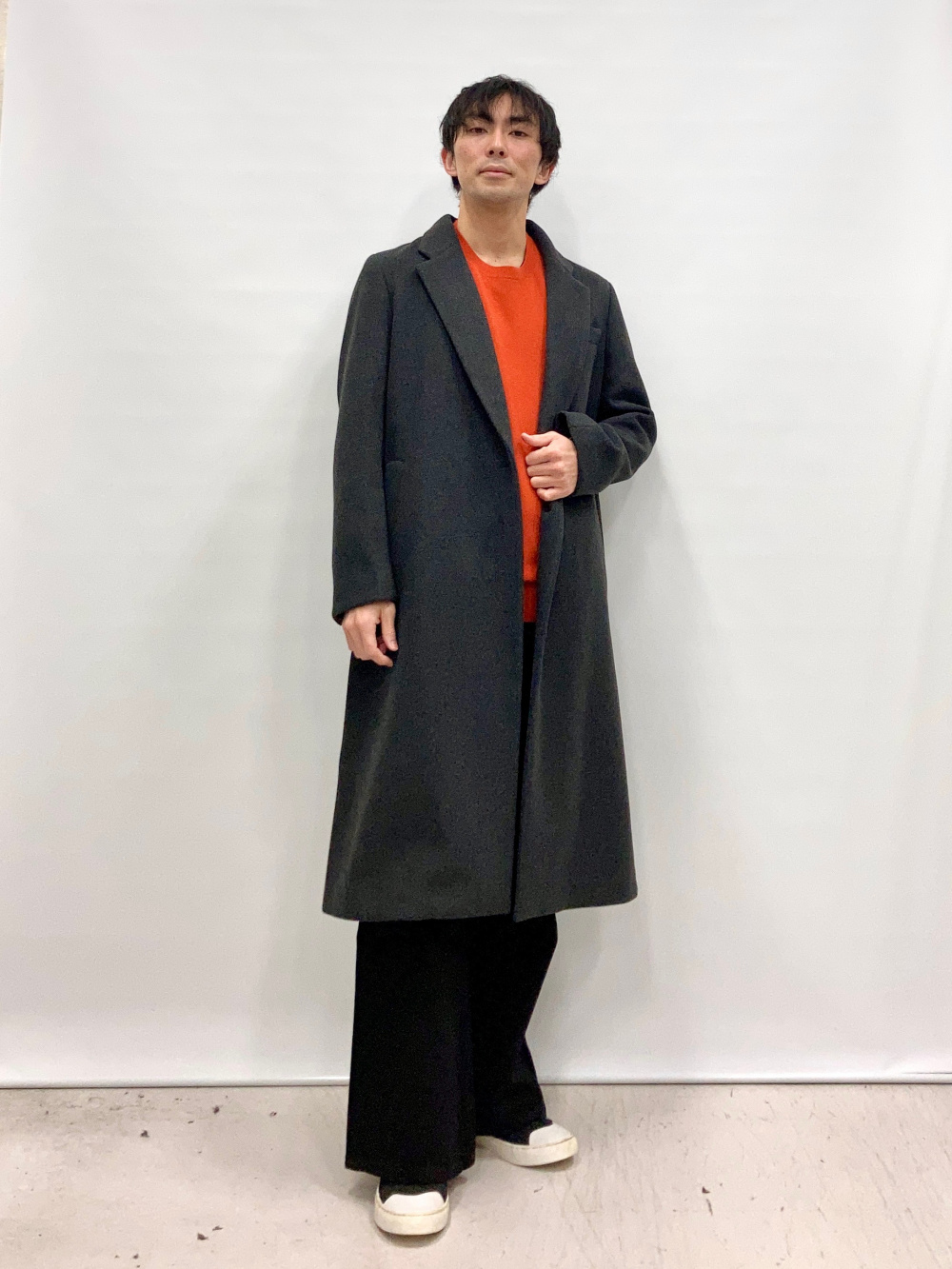 Check styling ideas for「Long Coat」| UNIQLO TH