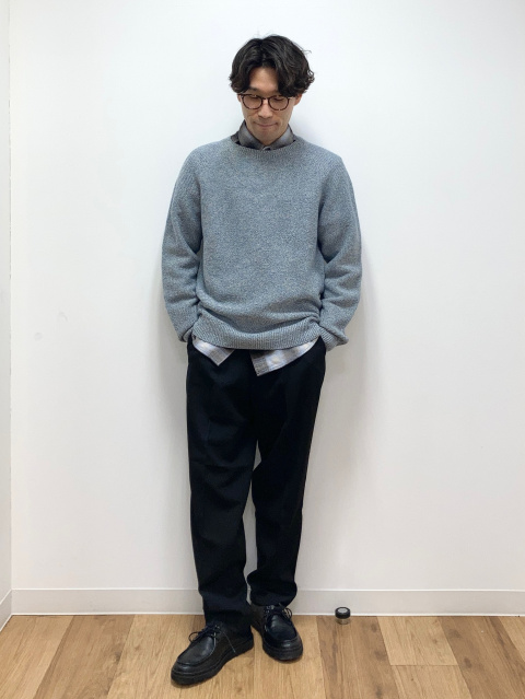 リラックスフィットジャケット、タックワイドテーパードパンツの