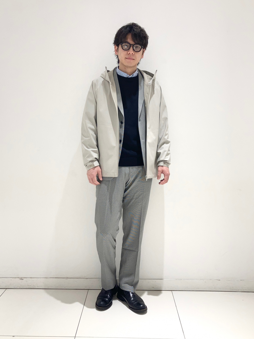ユニクロ　パフテックユーティリティジャケット M グレー パフテックユーティリティジャケット、メリノクルーネックセーター」の