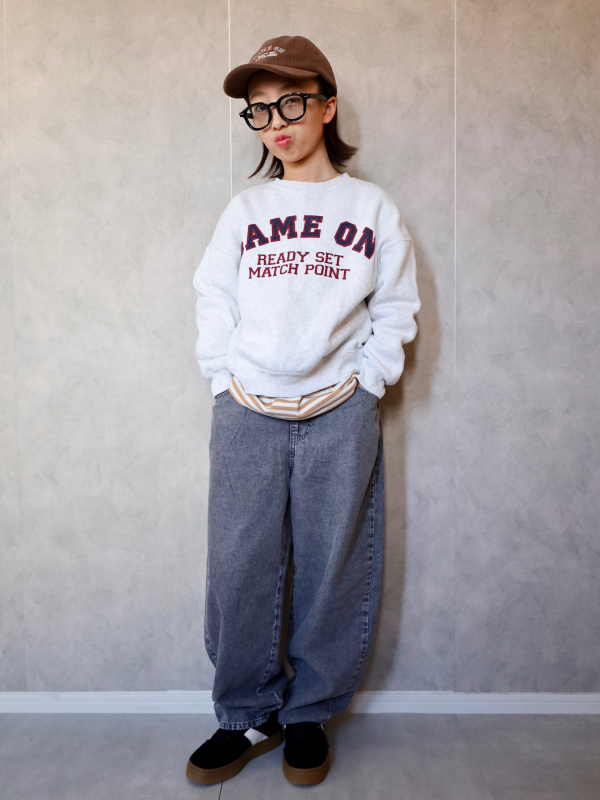 フリースクルーネックTシャツ、ヒートテックハイソックス/ケーブル