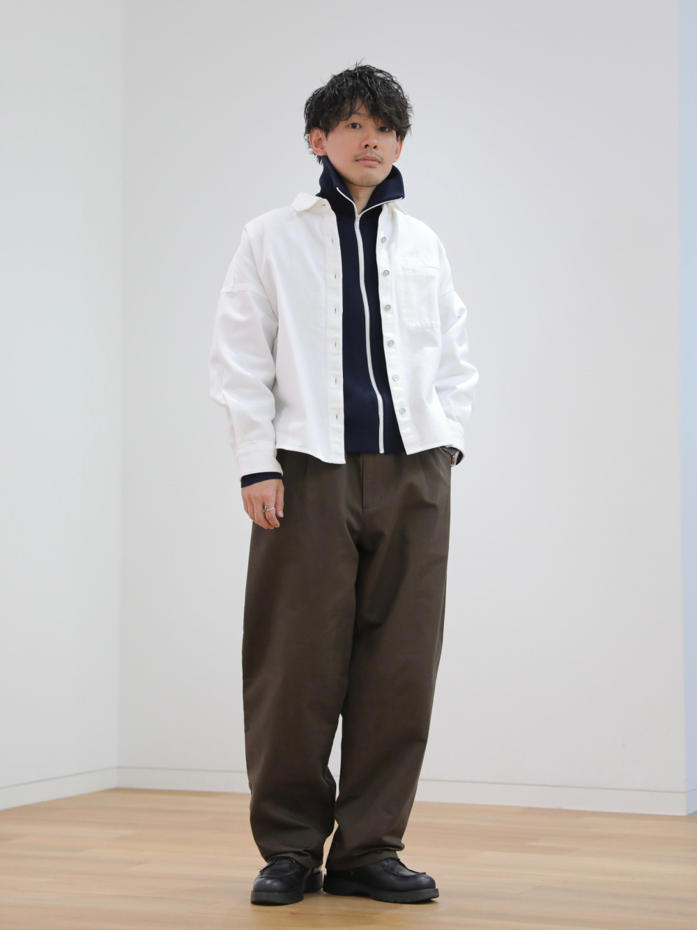 ミラノリブフルジップカーディガン」の着用コーディネート| ユニクロ公式