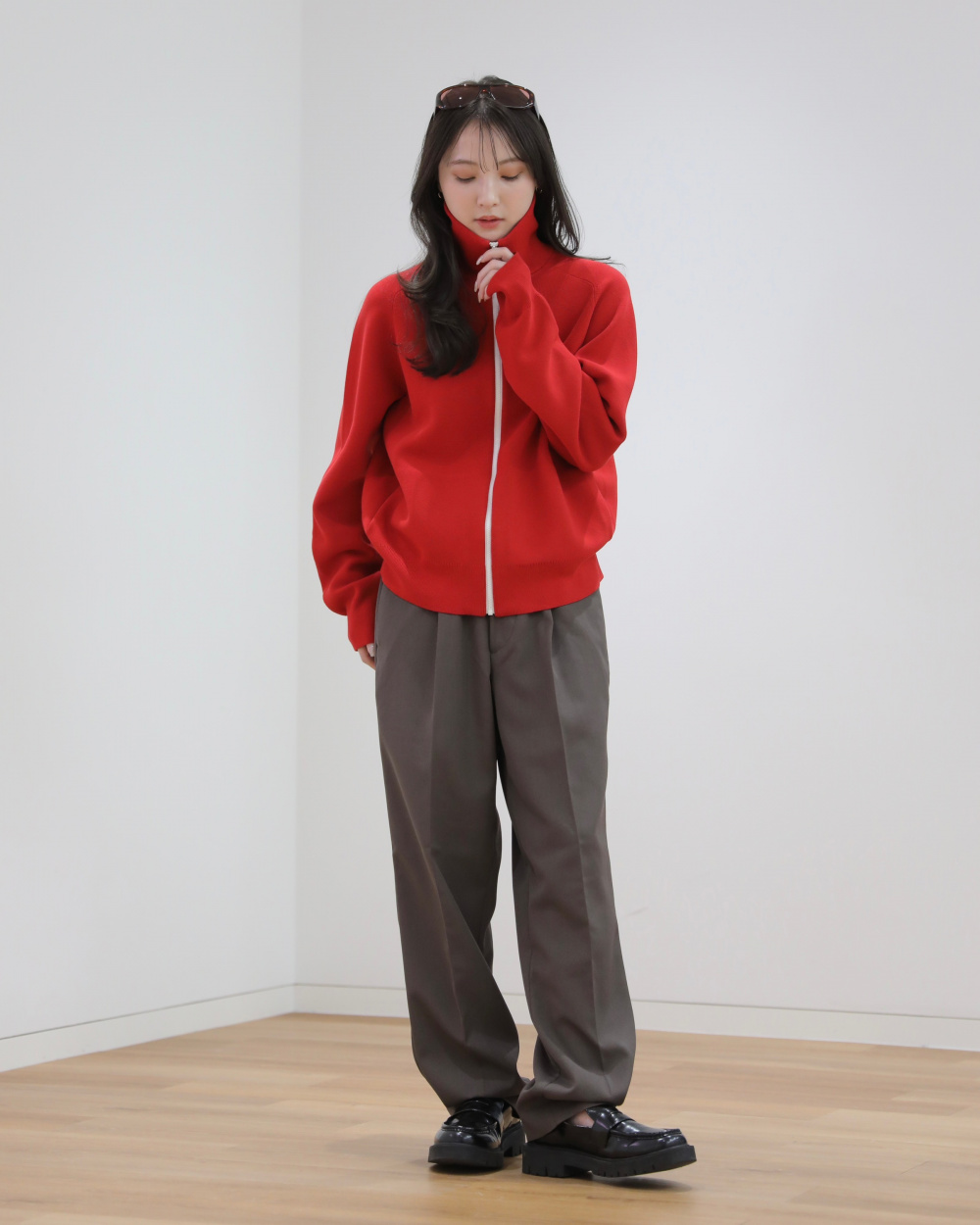 ミラノリブフルジップカーディガン、コットンキュロット」の着用