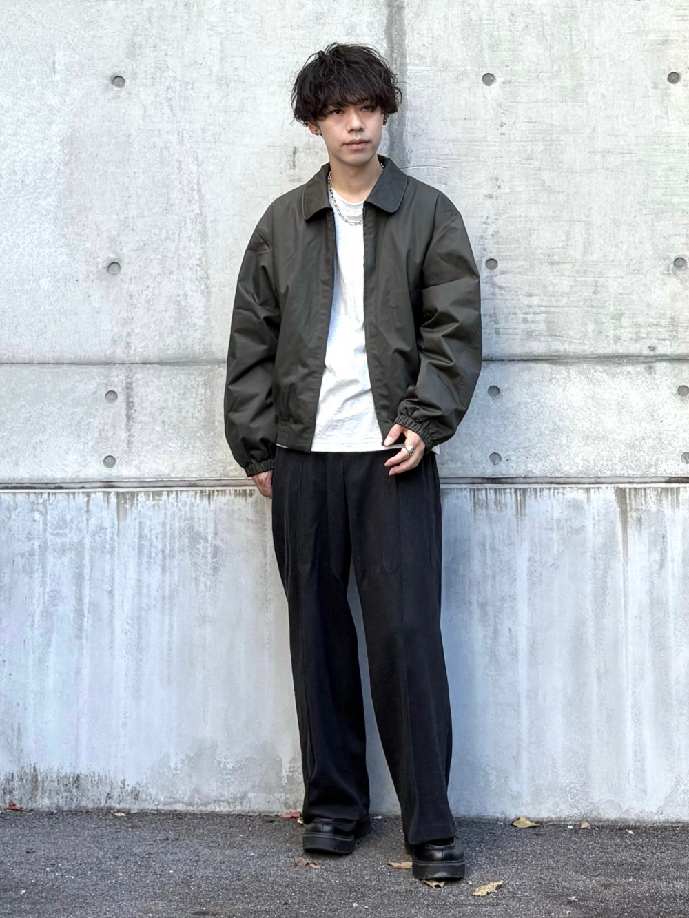 パフテックショートブルゾン」の着用コーディネート| ユニクロ公式