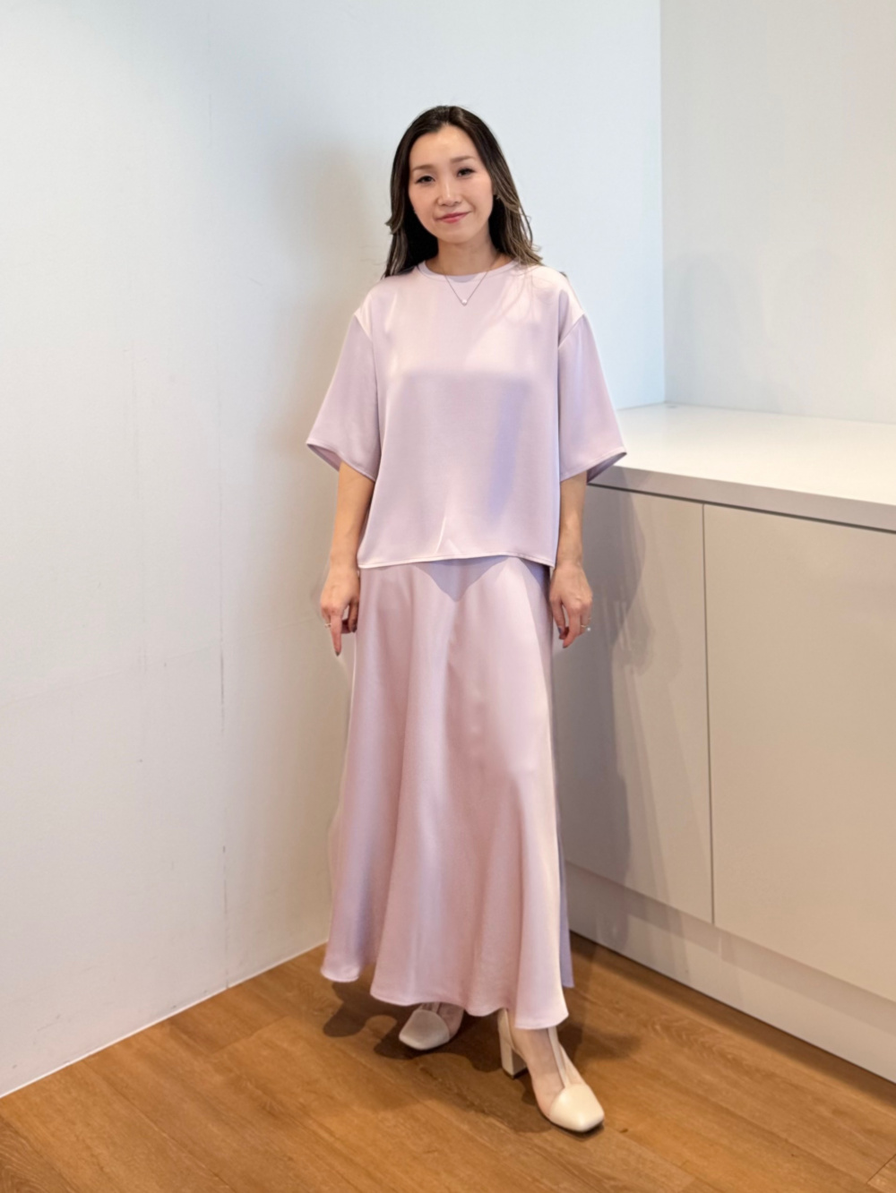 ユニクロCサテンオーバーサイズショートブラウス&サテンロングスカートセット サテンオーバーサイズショートブラウス/5分袖、サテンロングスカート