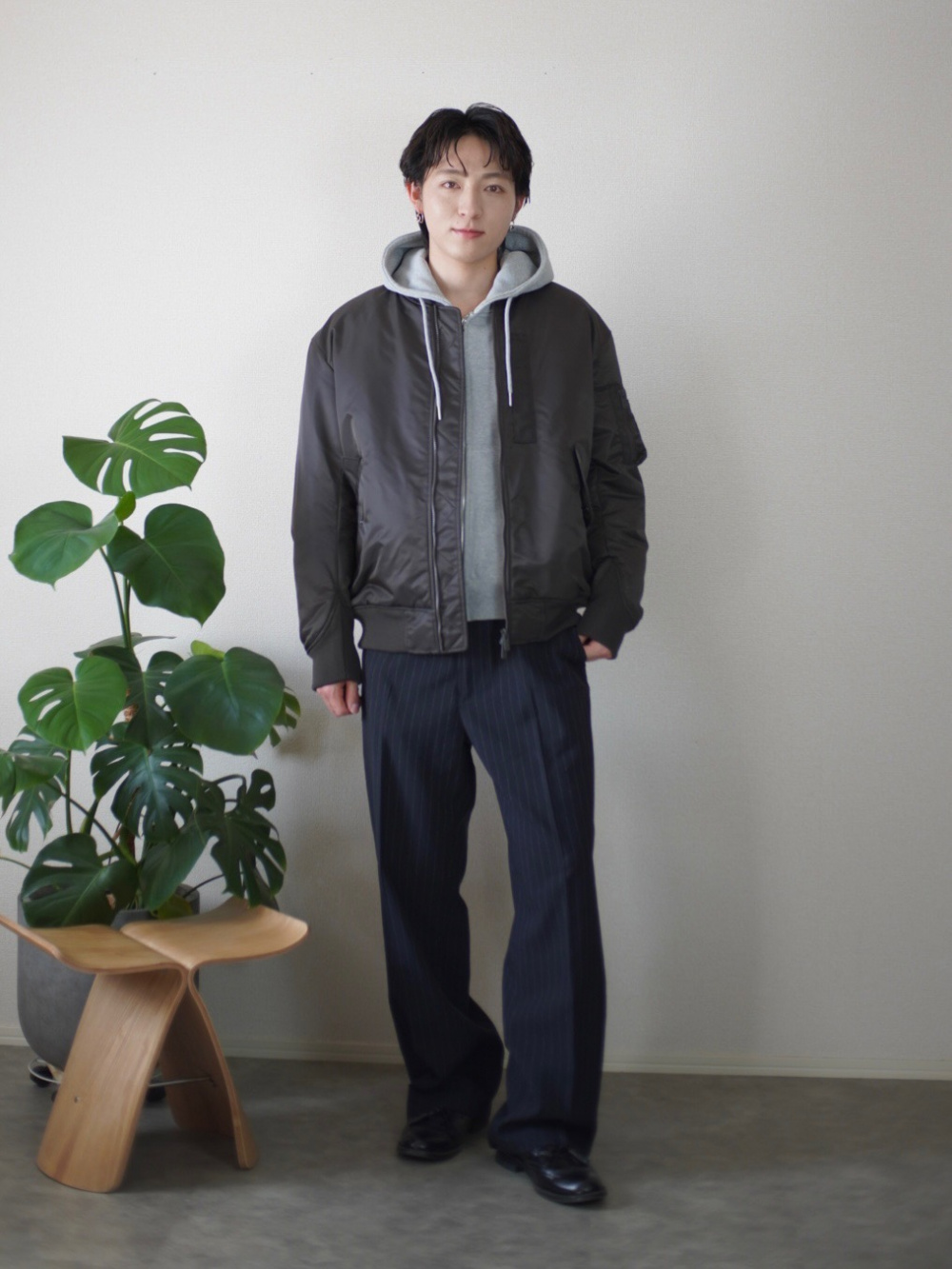 ハイブリッドダウンオーバーサイズMA－1、タックストレートパンツ