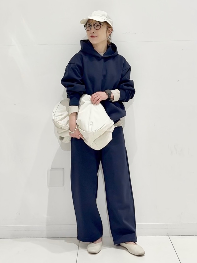 UNIQLOC ミラノリブフルジップカーディガン Mサイズ ネイビー ミラノリブフルジップカーディガン」の着用コーディネート| ユニクロ公式