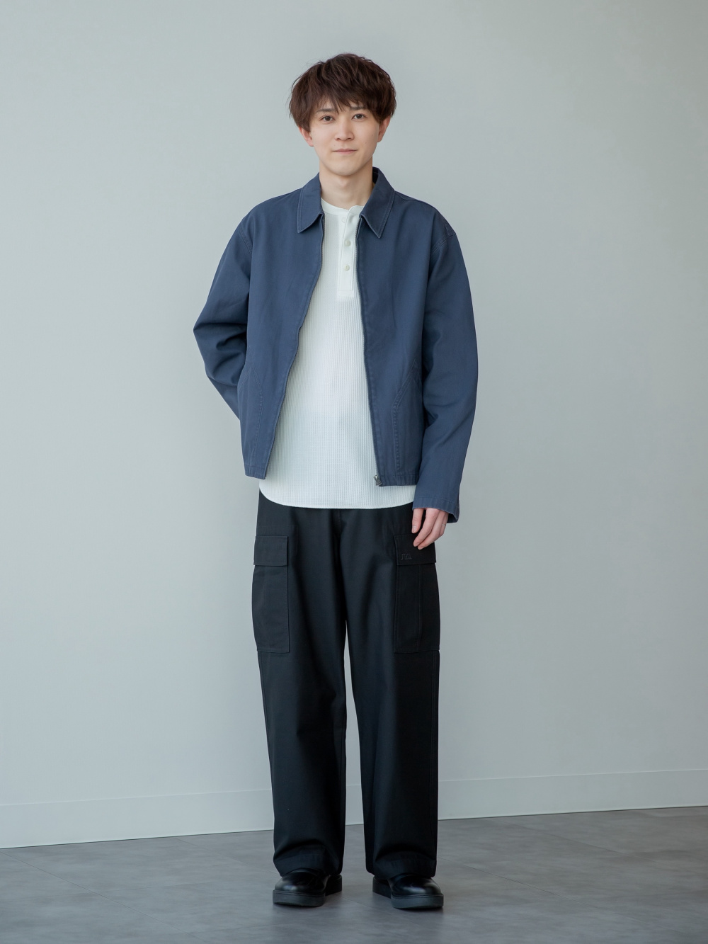 ジップアップブルゾン、バレルパンツ」の着用コーディネート| ユニクロ公式