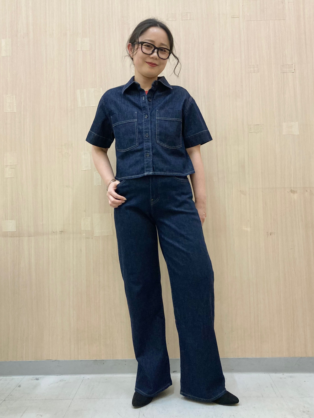 ミニT、ワイドストレートジーンズ」の着用コーディネート| ユニクロ公式