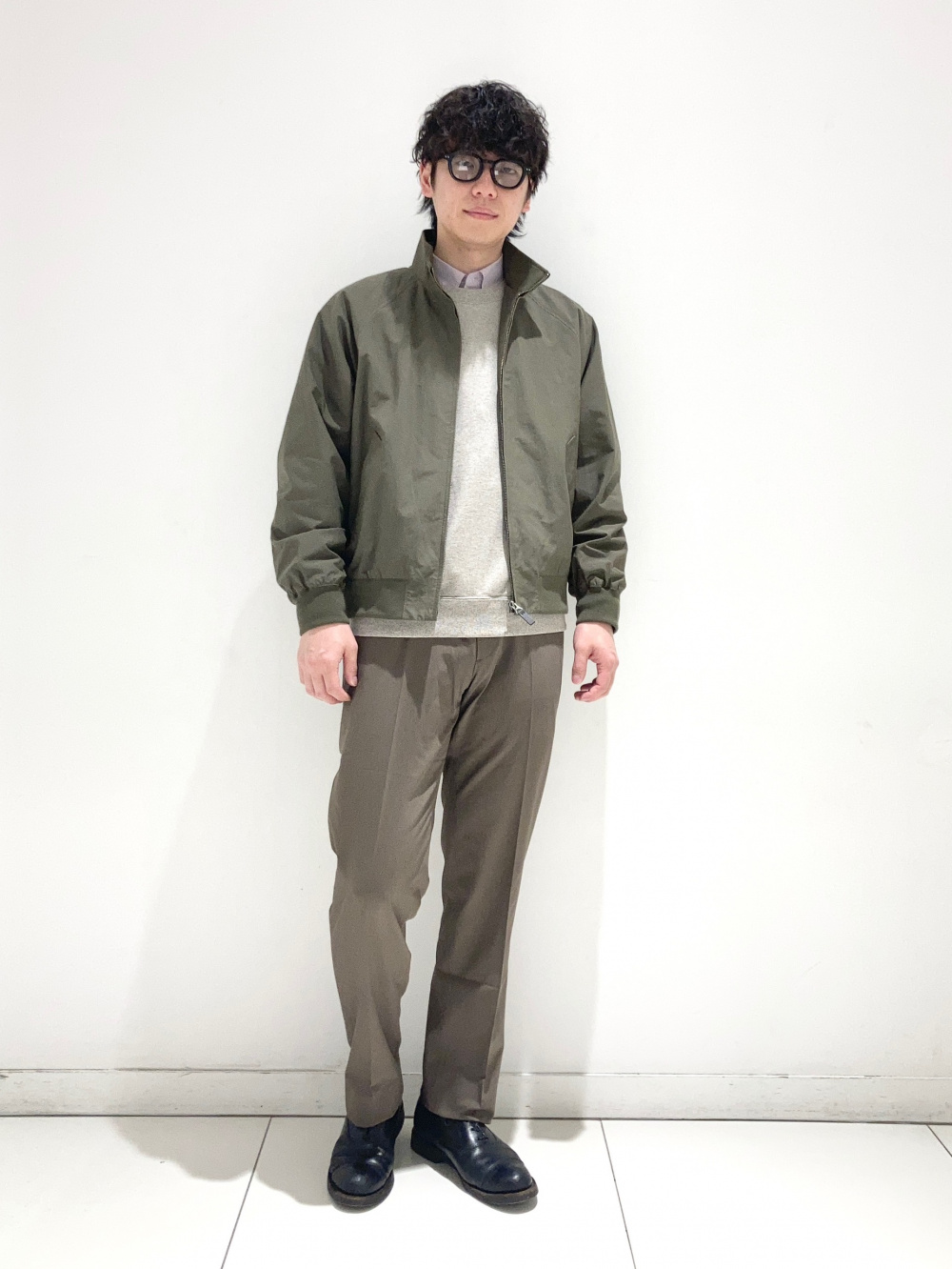 感動ジャケット、感動パンツ」の着用コーディネート| ユニクロ公式