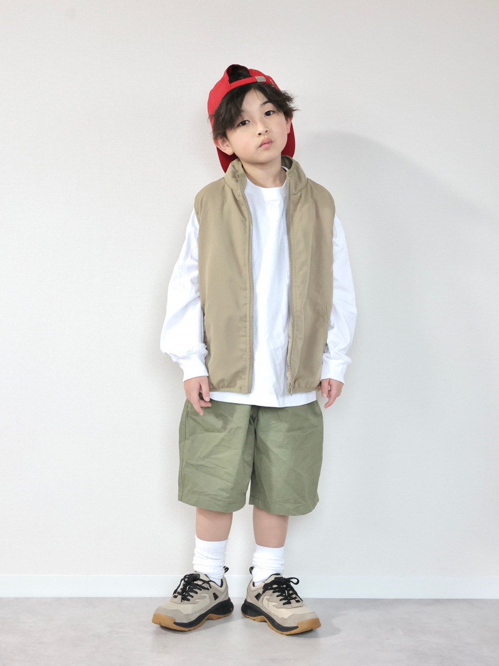 お買い得♡気まぐれ出品♡3歳女の子♡アレンジセット イージーショートパンツ、GIRLS ルーズソックス（3足組）」の着用