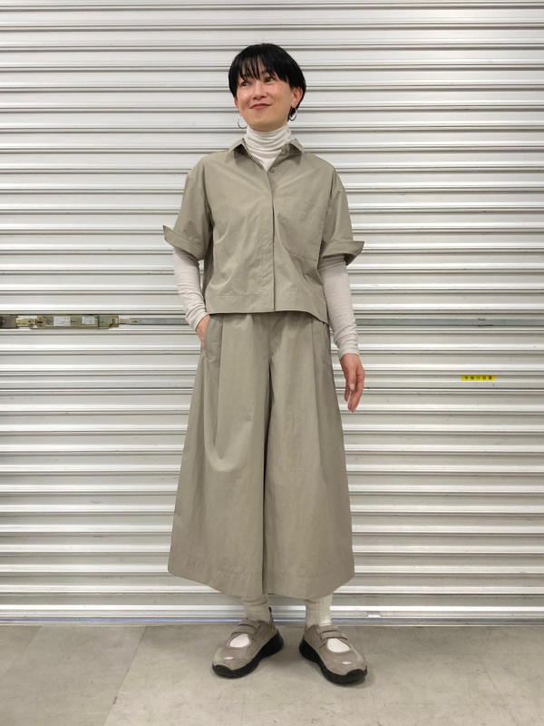 スウェットワイドパンツ、感動ジャケットのコーディネート・着用