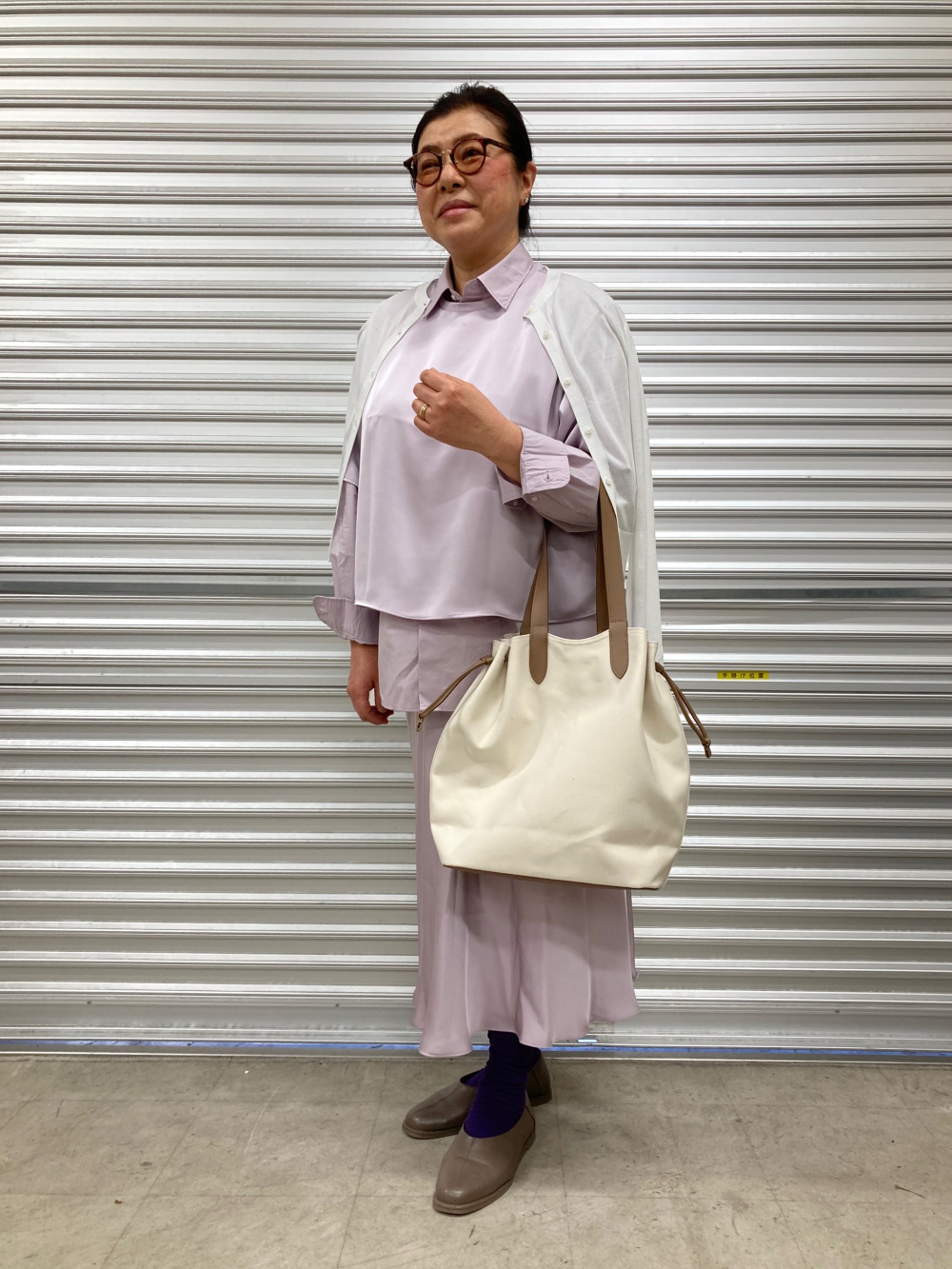 【新品未使用タグ付き】 UNIQLO サテンオーバーサイズショートブラウス五分袖 サテンオーバーサイズショートブラウス/5分袖、コットンキュロット」の