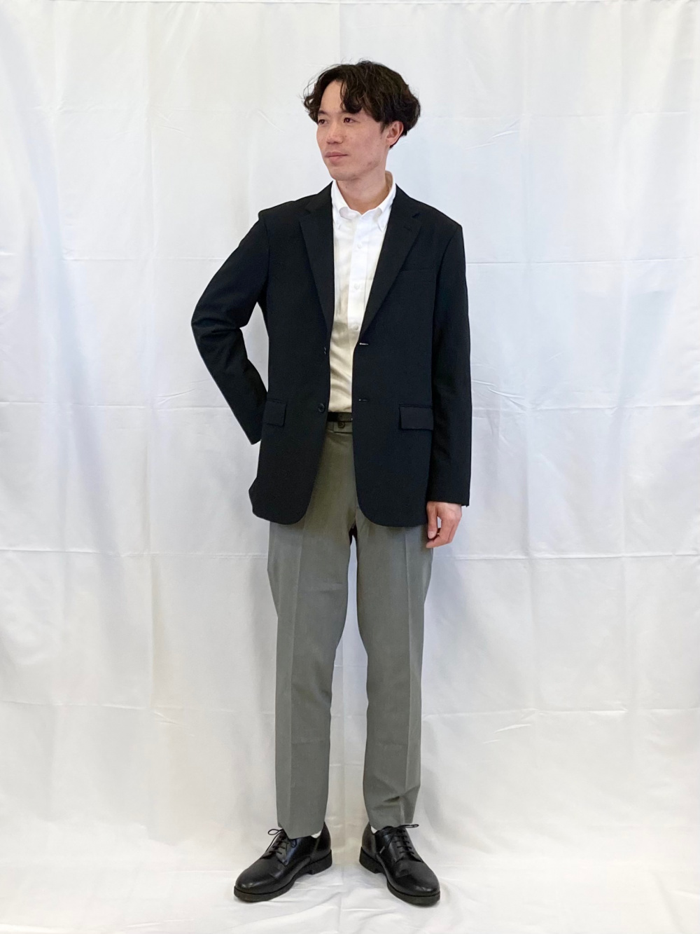 感動ジャケット、感動パンツ」の着用コーディネート| ユニクロ公式
