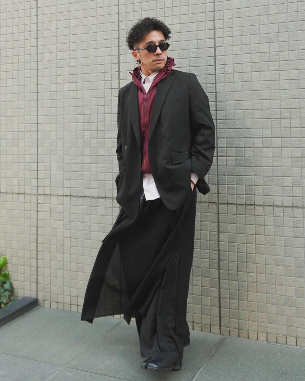 感動ダブルジャケットリラックスフィット、感動タックワイドパンツ」の