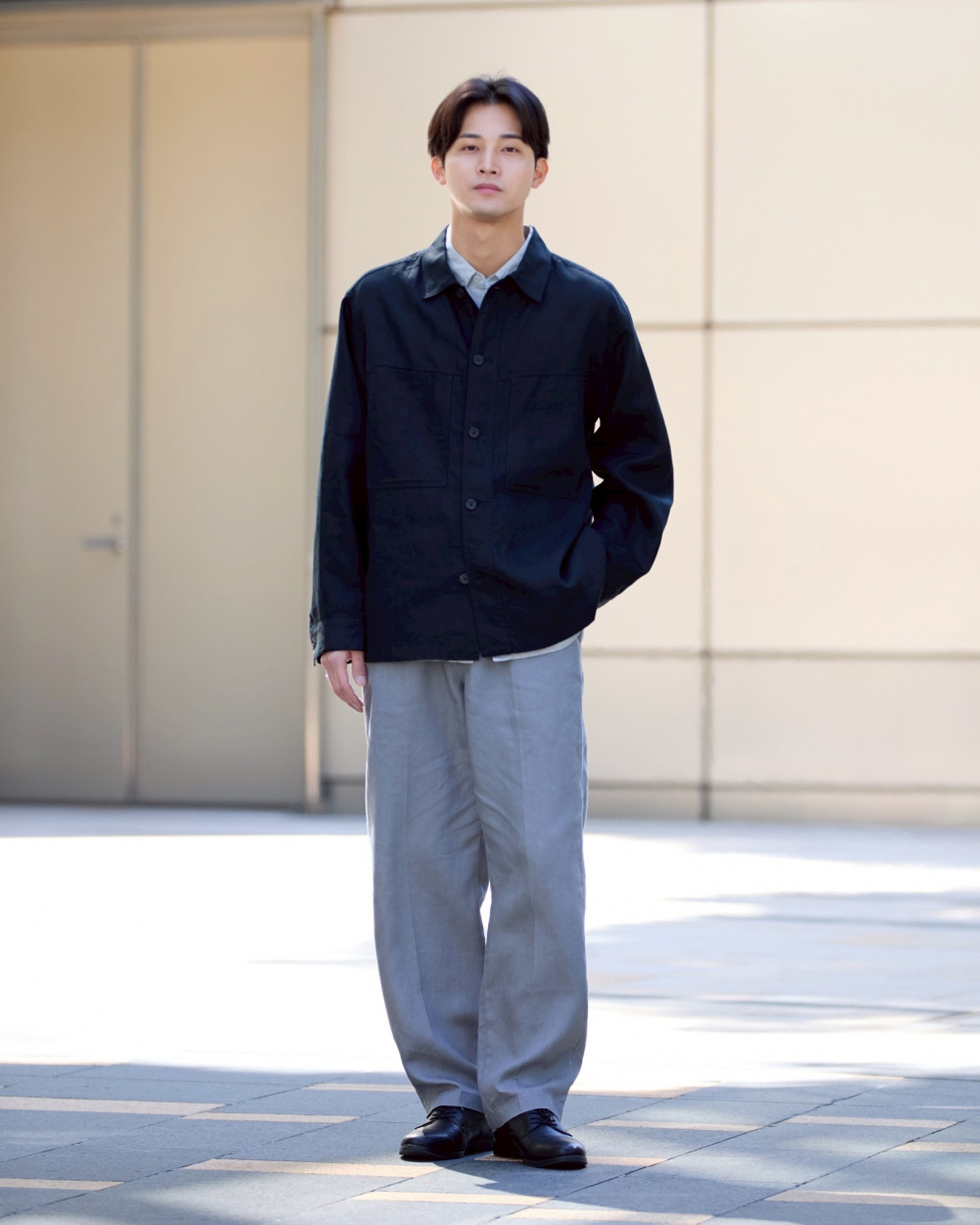UNIQLO:C ユニクロシー プレミアムリネンシャツジャケット M ブラック ユニクロCのリネンシャツジャケット神ぃぃぃい！！！！！ - YouTube