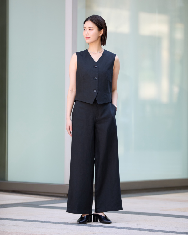 Women's 「プレミアムリネンパンツ」styling ideas | UNIQLO US
