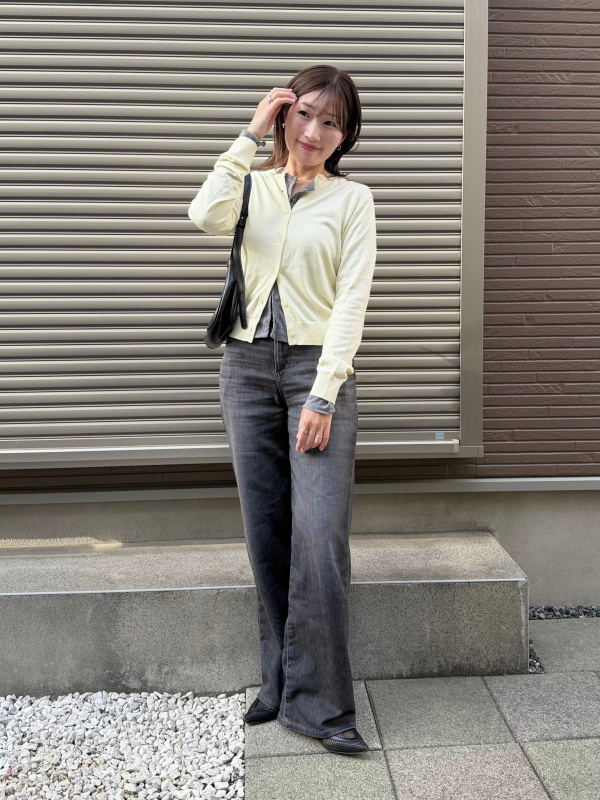 EZYワイドストレートジーンズのコーディネート・着用イメージ