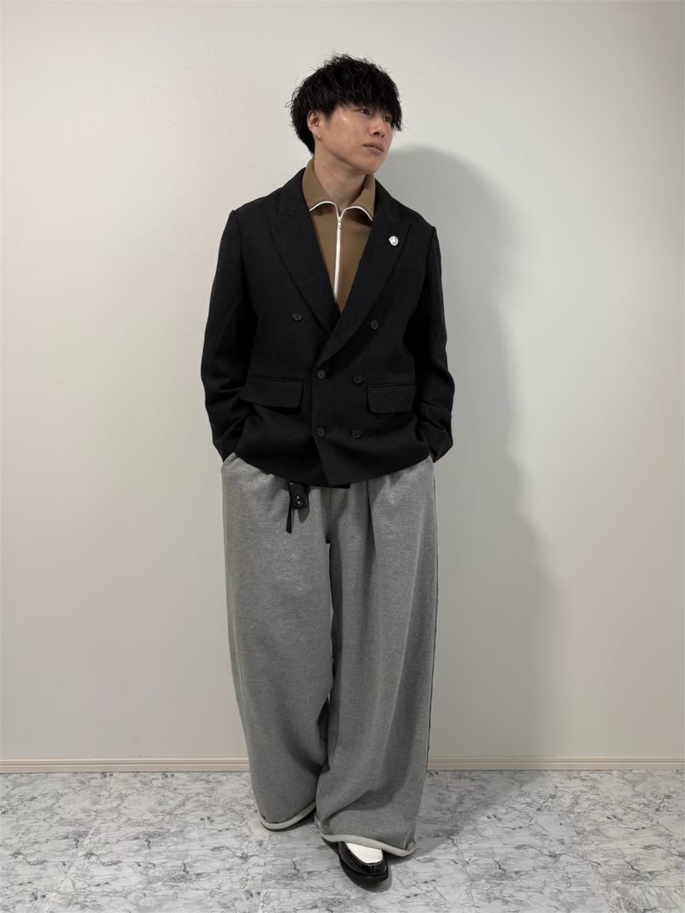 UNIQLOサテンオーバーサイズショートブラウス/5分袖 ミラノリブフルジップカーディガン、サテンオーバーサイズショート