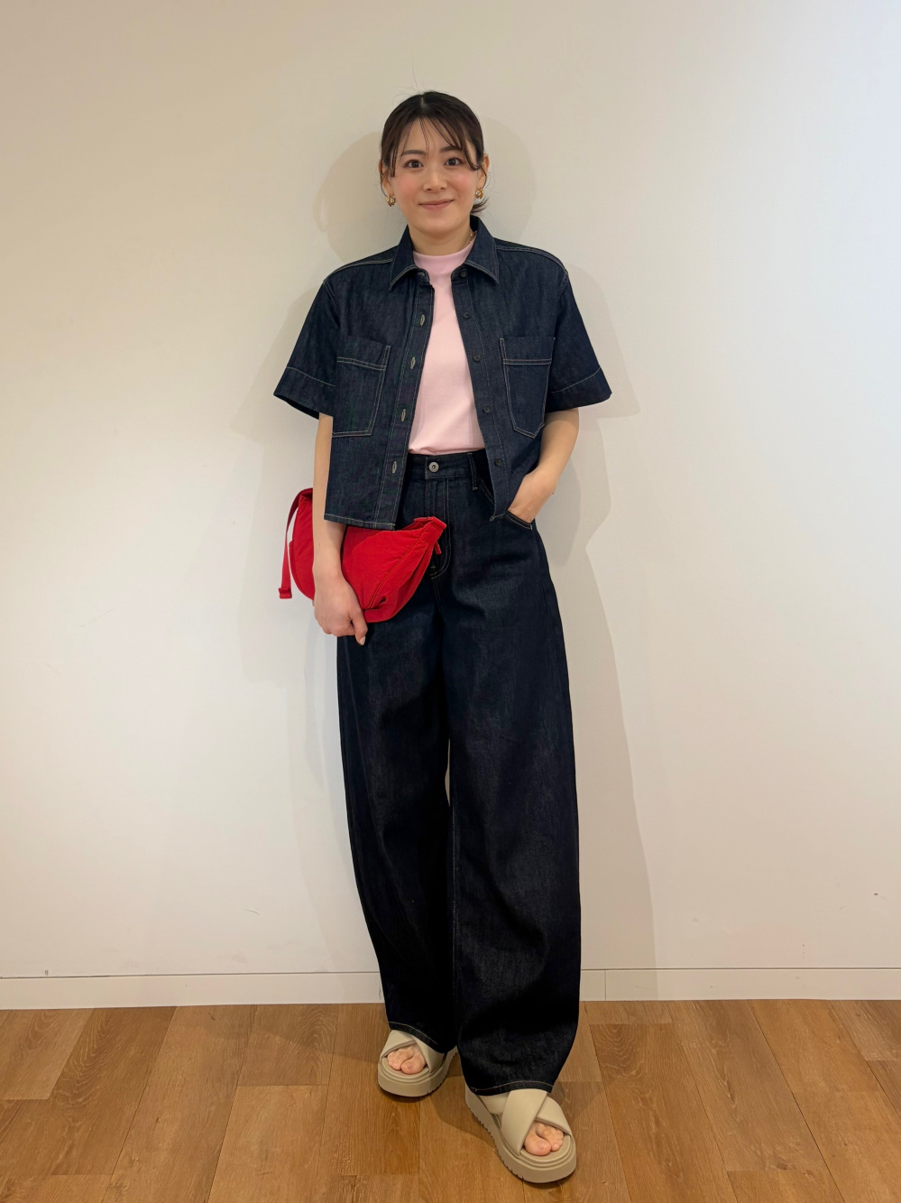 感動ダブルジャケットリラックスフィット、感動タックワイドパンツ」の