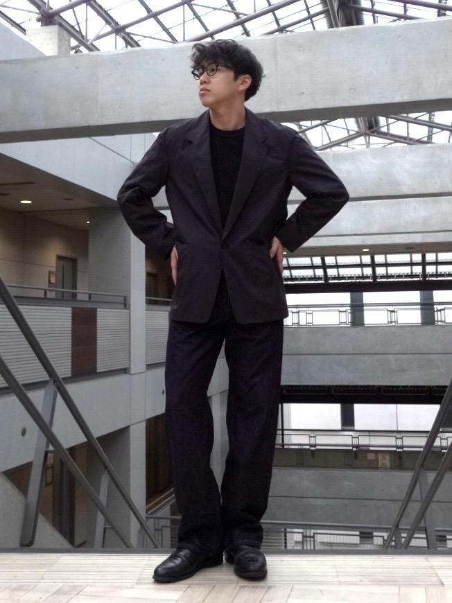 リラックスフィットジャケット、リラックスフィットジャケット」の着用