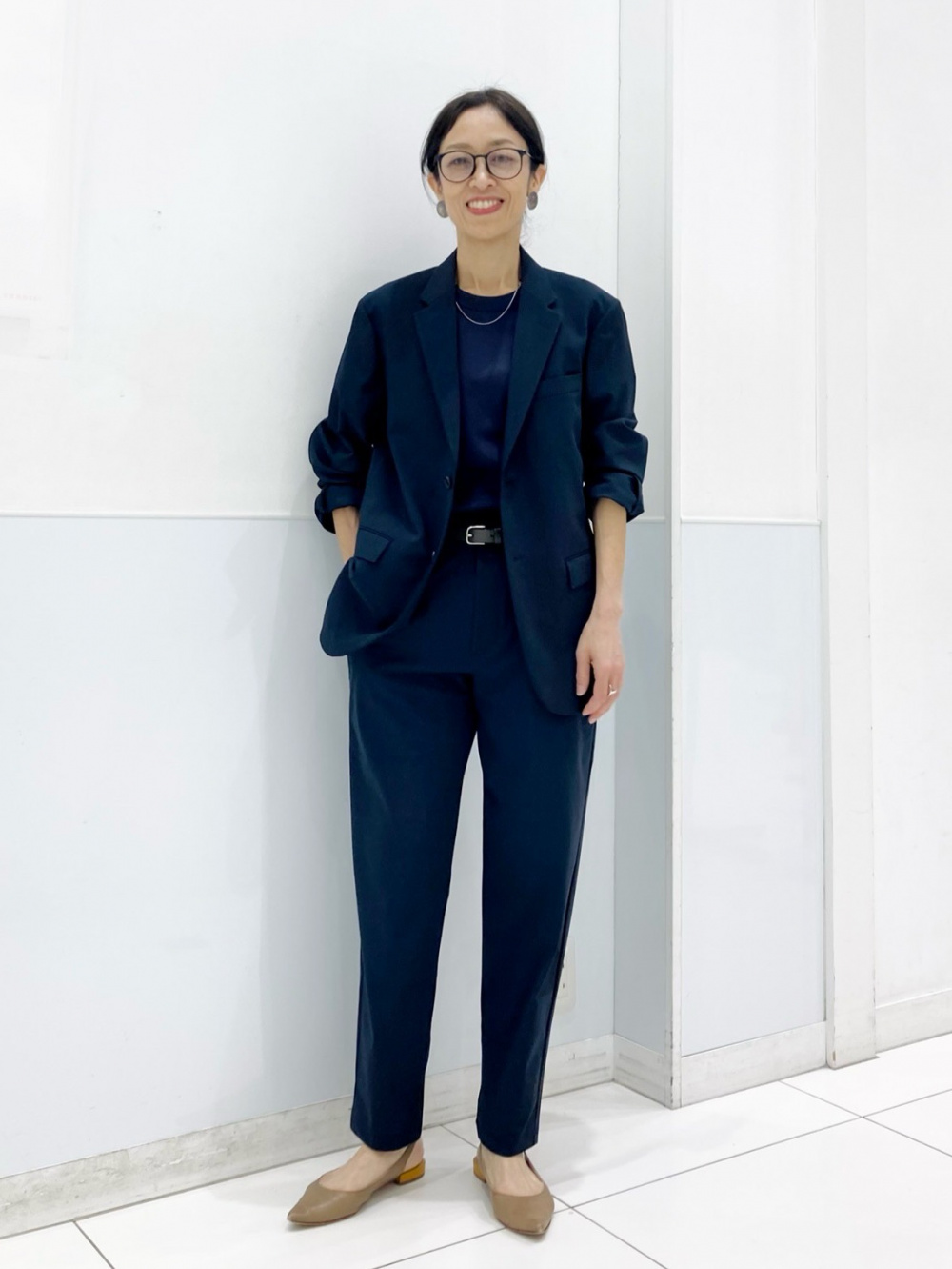 UNIQLO　感動ジャケット&amp;スリムパンツ ユニクロ × セオリー22年春夏ウィメンズ、速乾・伸縮・超軽量の「感動
