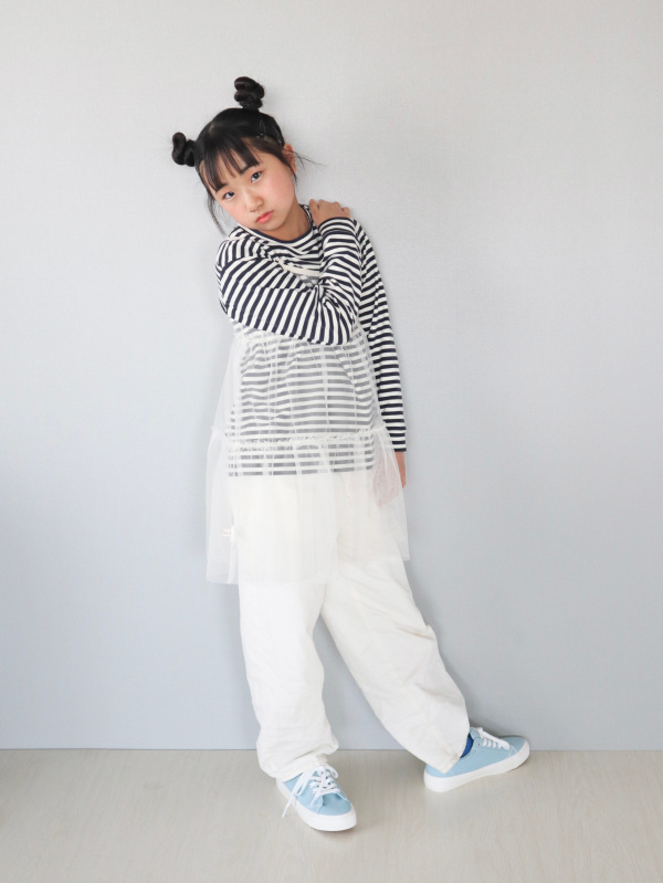 フリースクルーネックTシャツ、ヒートテックハイソックス/ケーブル
