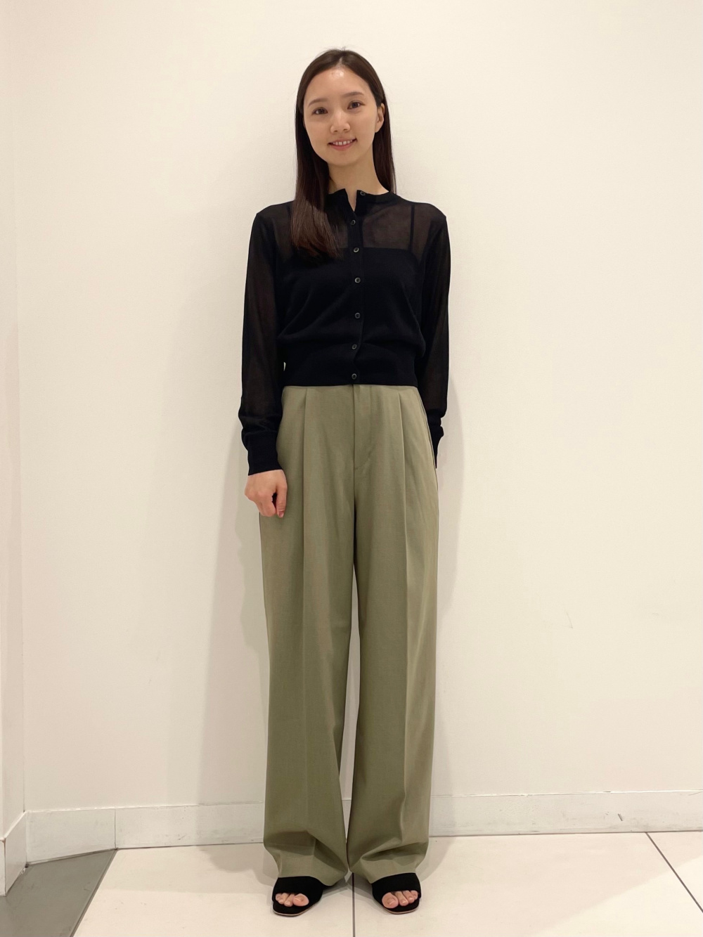 テーラードジャケット/リラックスフィット、タックワイドパンツ」の