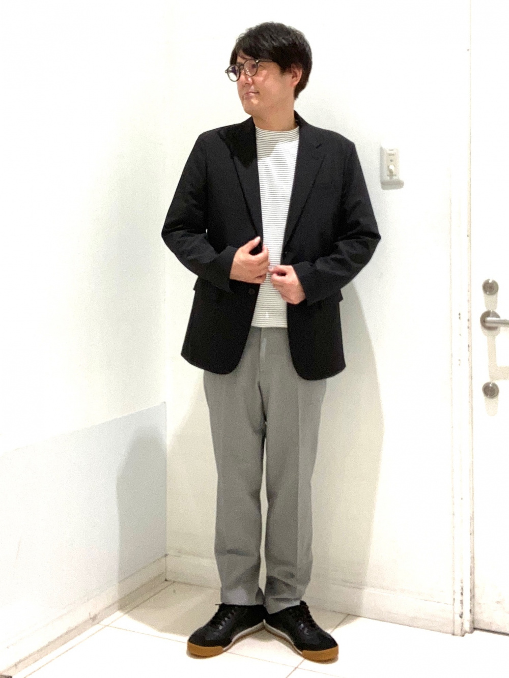 テーラードジャケット セットアップ可能、感動パンツ/チドリ」の着用