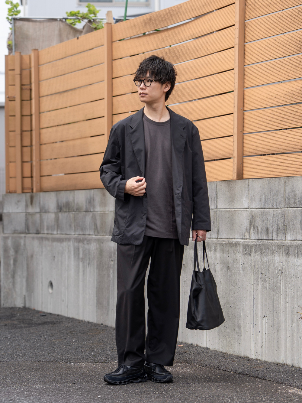 リラックスフィットジャケット、リラックスフィットジャケット」の着用