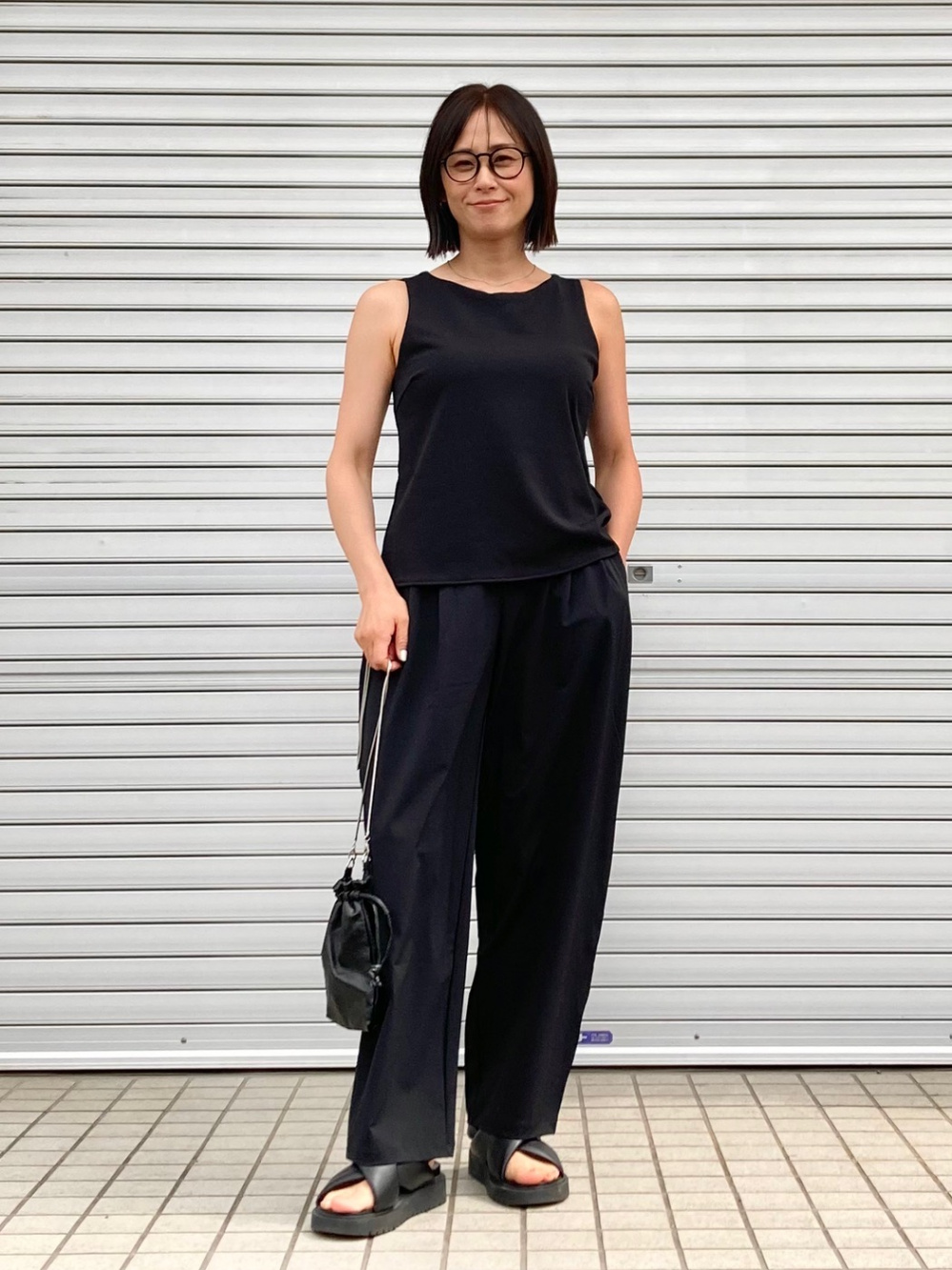H.Morley画　「街角」 outfit ideas