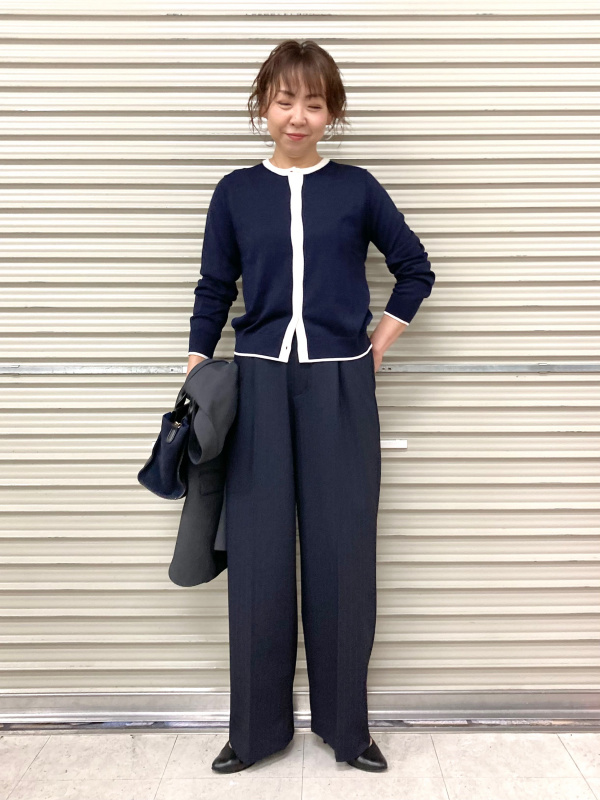 ソフトコットンラウンドヘムT、カシミヤクルーネックセーターの