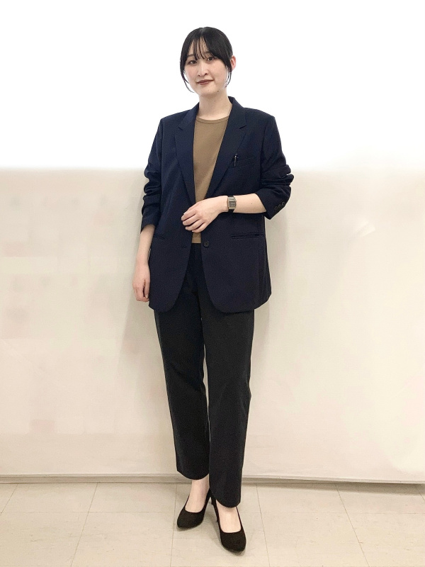 感動ジャケット、感動パンツ」のレディースのコーディネート一覧