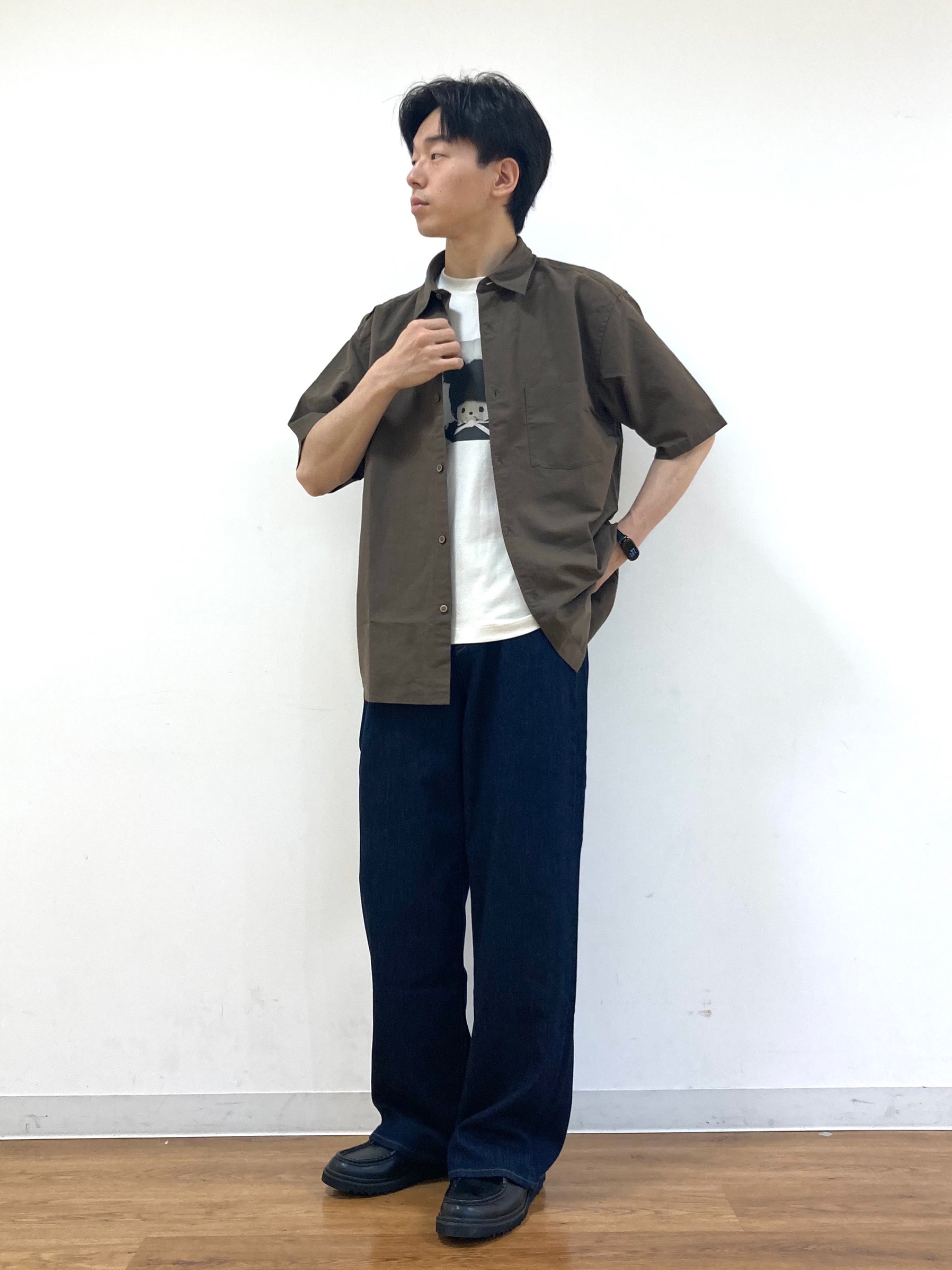 小物 ay Styling ideas for「EZY WIDE STRAIGHT JEANS (INSEAM 73-77cm