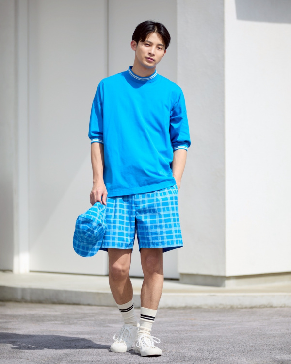スーピマコットンオーバーサイズTシャツ、タックショーツの