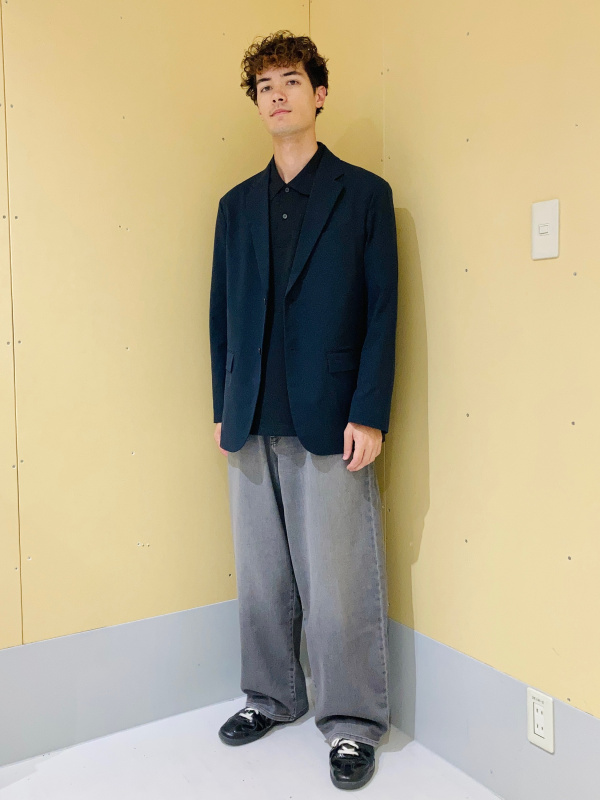 クルーネックT（長袖）、感動ジャケット/ライトのコーディネート・着用